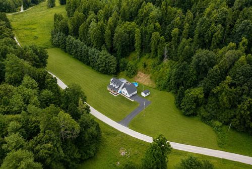 1560 Stamper Branch Rd, Campton, KY, 41301 | Card Image