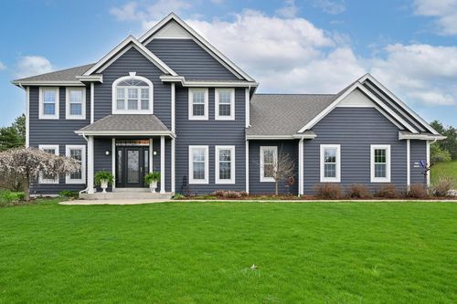 W223N3589 Ridgeside Court, Pewaukee, WI, 53072 | Card Image