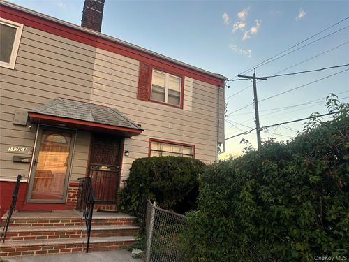 117 202nd St, Saint Albans, NY, 11412-3533 | Card Image