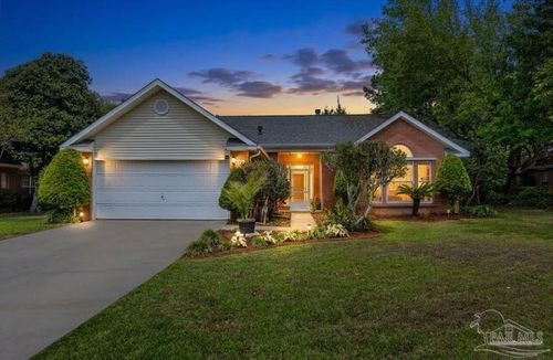 806 Linda Dr, Mary Esther, FL, 32569-1482 | Card Image
