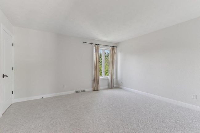 1601 Cedar Bend, House other with 5 bedrooms, 4 bathrooms and null parking in Hartland WI | Image 47