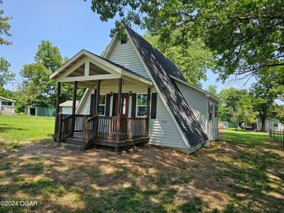 508 Sherman Avenue, House other with 3 bedrooms, 2 bathrooms and null parking in Neosho MO | Image 1