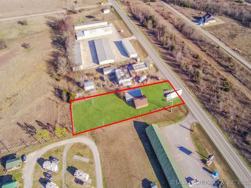 1888 Highway 70 E, Kingston, OK, 73439-8258 | Card Image