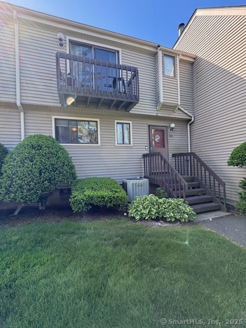 201-560 Yale Ave, Meriden, CT, 06450-8177 | Card Image