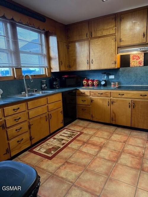 117-109 Circle Dr, Maryville, TN, 37803-4853 | Card Image