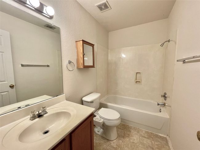 12005 Kilmartin Ln, House other with 3 bedrooms, 2 bathrooms and null parking in Austin TX | Image 13