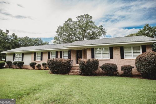 500 Holmes St, Barnesville, GA, 30204-1621 | Card Image