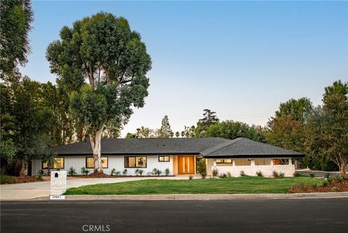 17601 Mccormick St, Encino, CA, 91316-2552 | Card Image