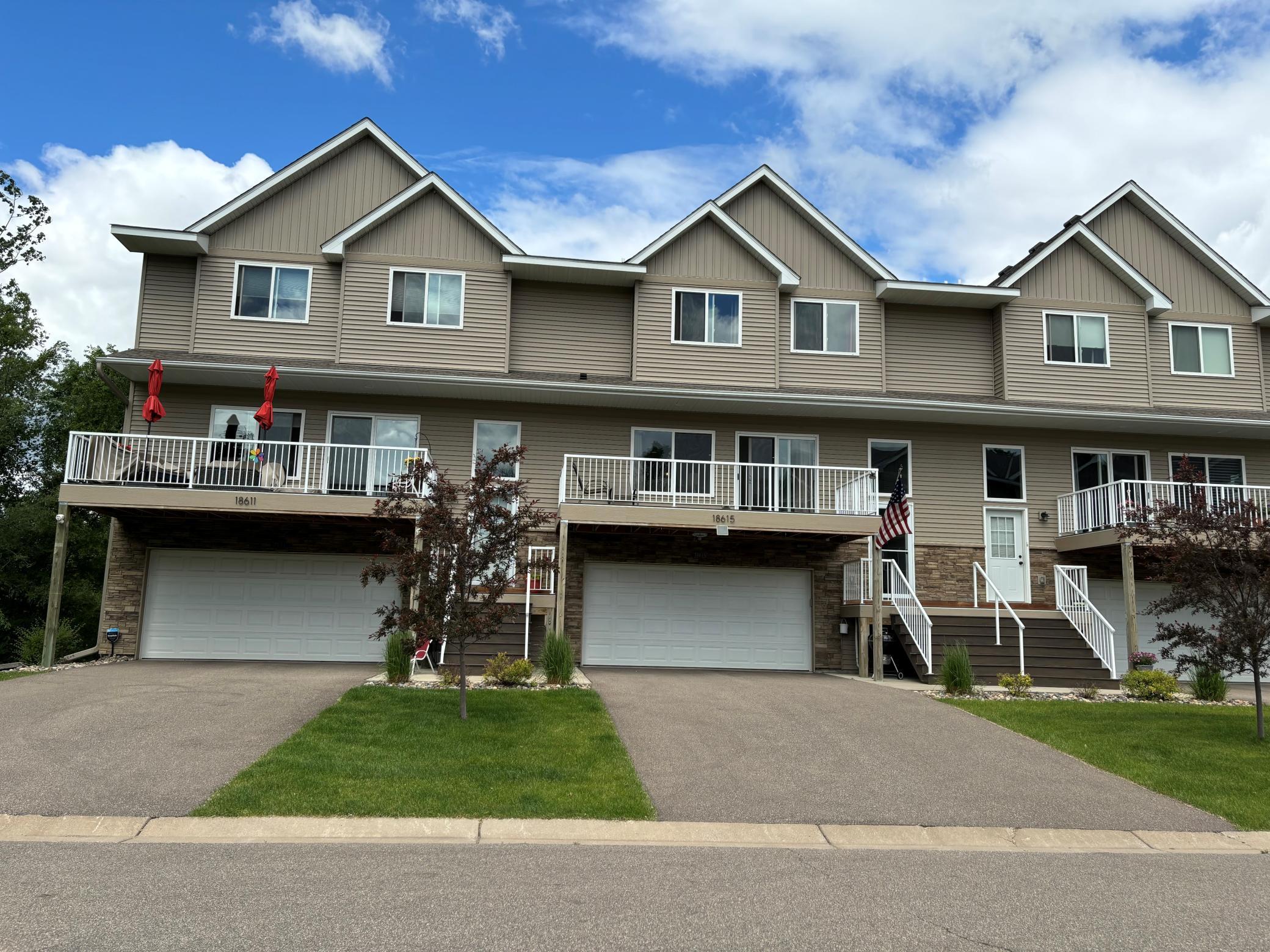 Jonesboro Ct, Lakeville, MN 55044