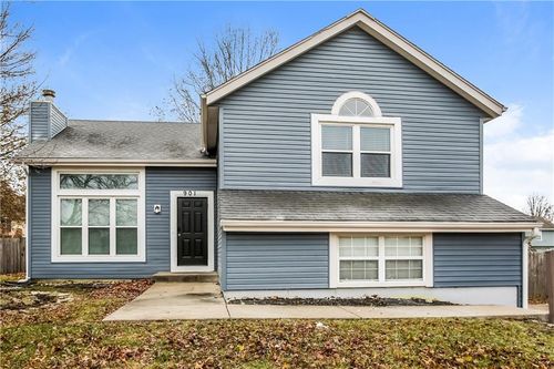 901 Courtland Ct, Belton, MO, 64012-4731 | Card Image