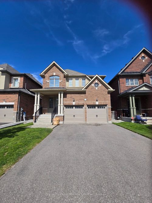 521 Mcgregor Farm Trail, Newmarket, ON, L3X0H7 | Card Image