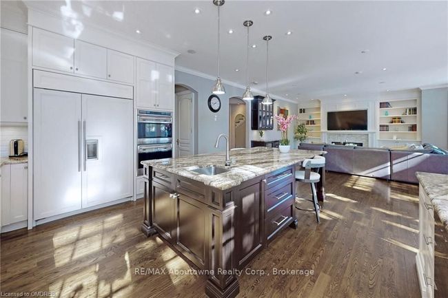 2094 Elmhurst Ave, House other with 5 bedrooms, 8 bathrooms and 10 parking in Oakville ON | Image 13