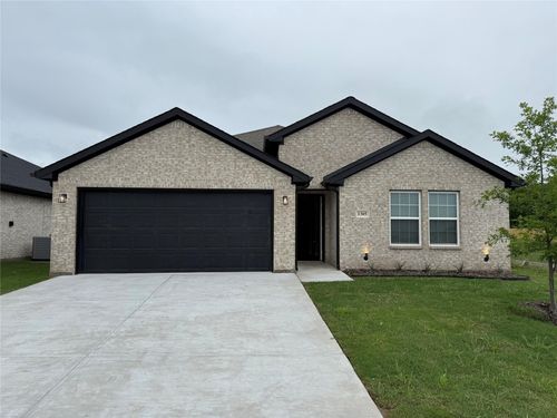 1305 Brad Kellar Dr, Greenville, TX, 75402-8232 | Card Image