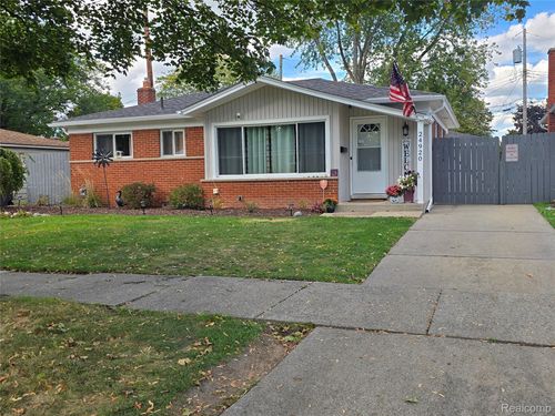 24920 Chernick St, Taylor, MI, 48180-8100 | Card Image