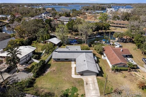 1680 Se 2nd Ct, CRYSTAL RIVER, FL, 34429-4904 | Card Image