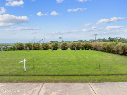 122 Joseph Ln, Cypremort Point, LA, 70538-7413 | Card Image