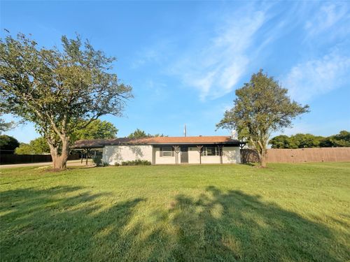 3813 Paradise Ln, Sanger, TX, 76266-8007 | Card Image