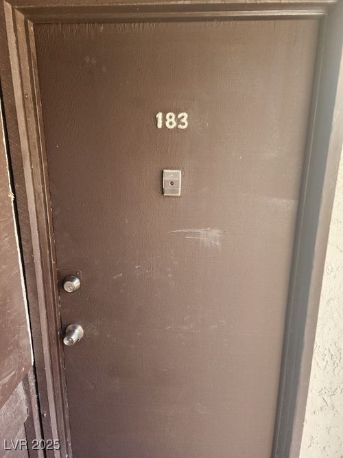 apt-183-1405 Vegas Valley Dr, Las Vegas, NV, 89169-2220 | Card Image