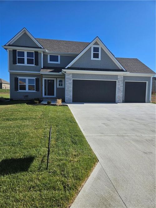 13916 E 54th Ter, Kansas City, MO, 64133-7736 | Card Image