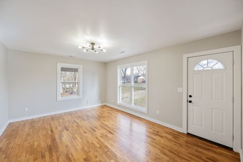 366 Kentucky Ave S, Parsons, TN, 38363-4503 | Card Image