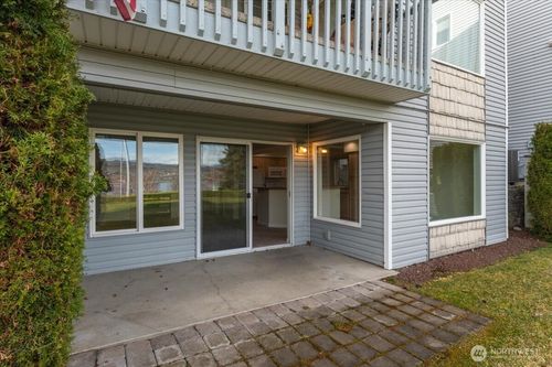 2e-2305 W Woodin Ave, Chelan, WA, 98816-9727 | Card Image