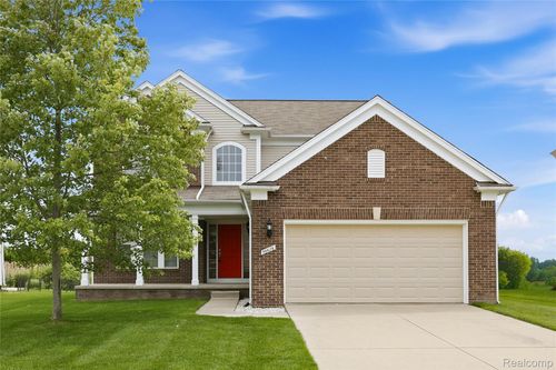 56626 Leeds Ln, Macomb, MI, 48042-6240 | Card Image