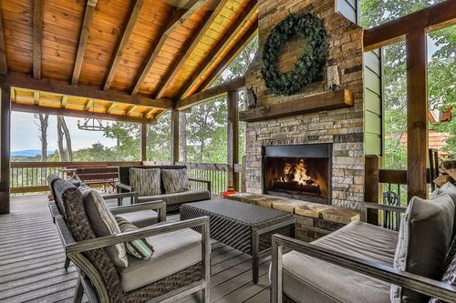 211 Big Timber Rd, Mineral Bluff, GA, 30559 | Card Image