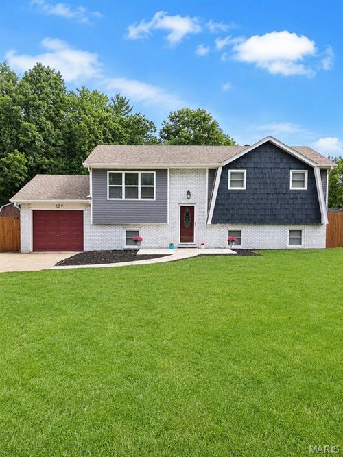 729 Albers Ln, Bethalto, IL, 62010-1120 | Card Image