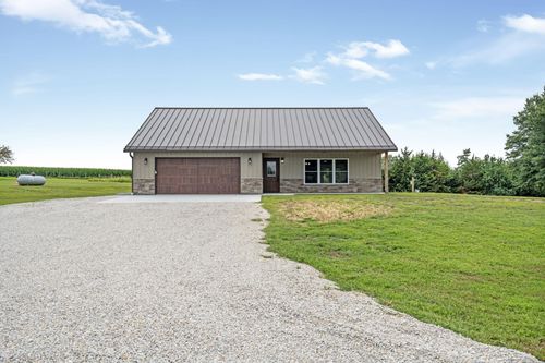 11459 Lakeview Ct, Boonville, MO, 65233-2538 | Card Image