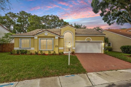 1033 Siena Oaks Circle W, West Palm Beach, FL, 33407 | Card Image