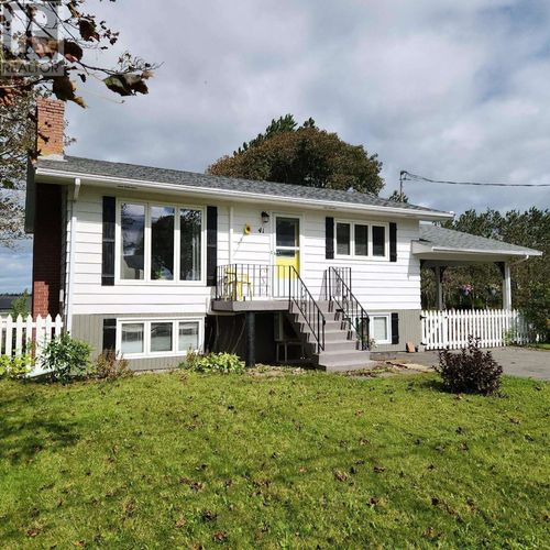 41 Penny Lane, Charlottetown, PE, C1E1V5 | Card Image