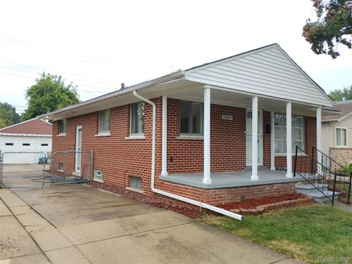 22824 Donald Ave, Eastpointe, MI, 48021-4621 | Card Image