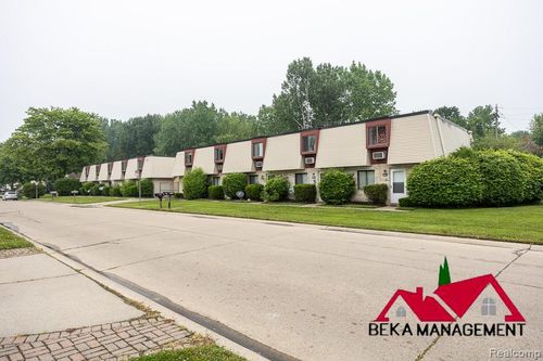 25165 Orchid St, Harrison Twp, MI, 48045-3371 | Card Image
