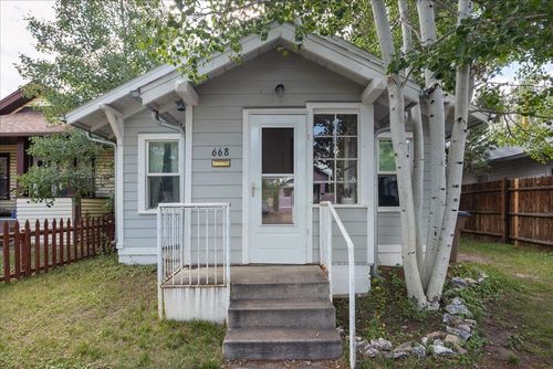 668 N 5th St, Laramie, WY, 82072-2650 | Card Image