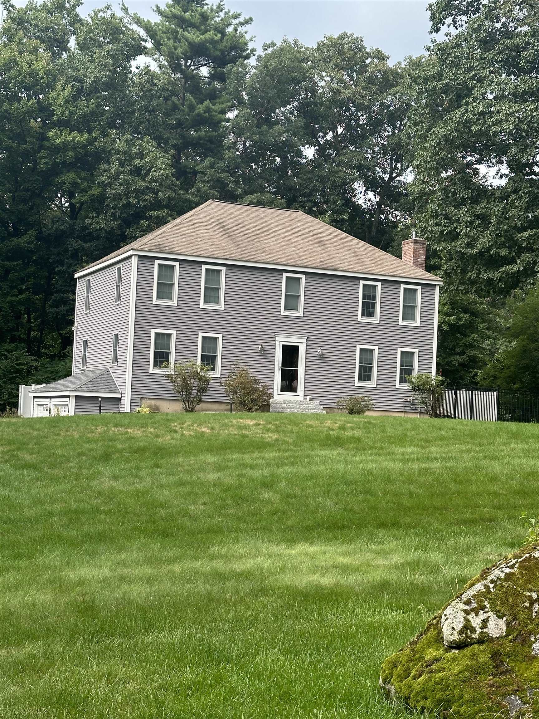 Majestic Ln, Merrimack, NH 03054