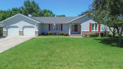 3132 Golf Cir, Danville, IL, 61832-1227 | Card Image