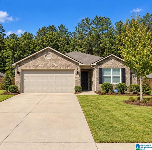 212 Briarfield Ln, Calera, AL, 35040-1160 | Card Image