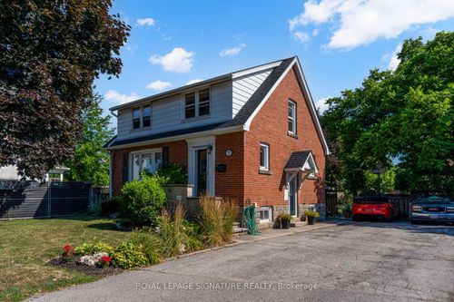 755 Maple Ave, Burlington, ON, L7S2K1 | Card Image
