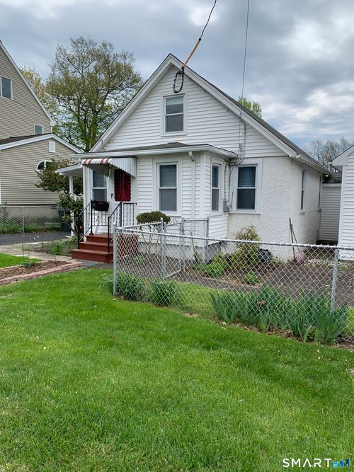 42 Whalley Ave, Milford, CT, 06460-7865 | Card Image