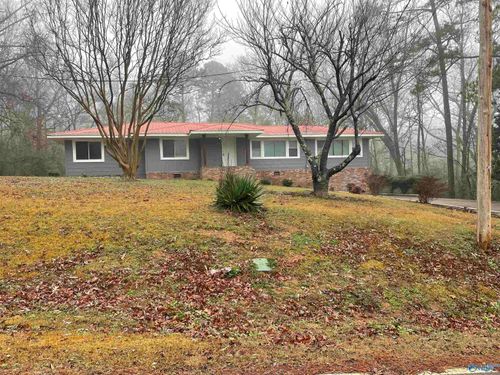 2025 Mccoy St, Gadsden, AL, 35901-9423 | Card Image