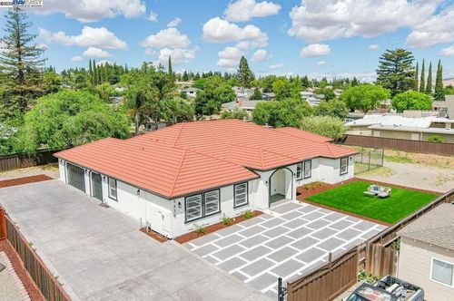 3370 Gardella Plz, Livermore, CA, 94551-4944 | Card Image