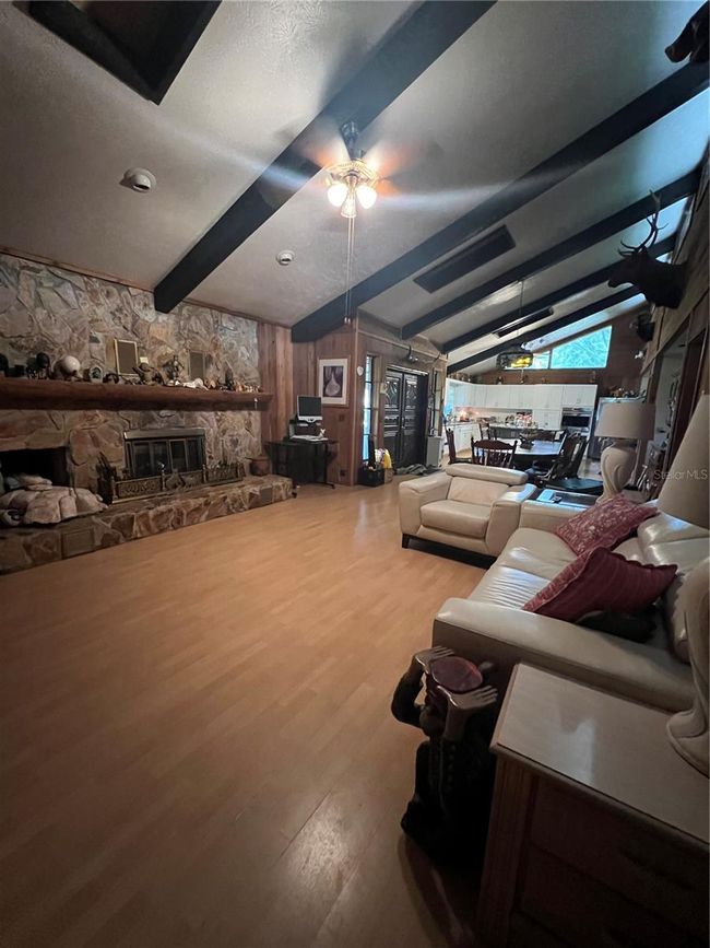 15222 Lost Lake Ln, House other with 8 bedrooms, 4 bathrooms and null parking in LITHIA FL | Image 9