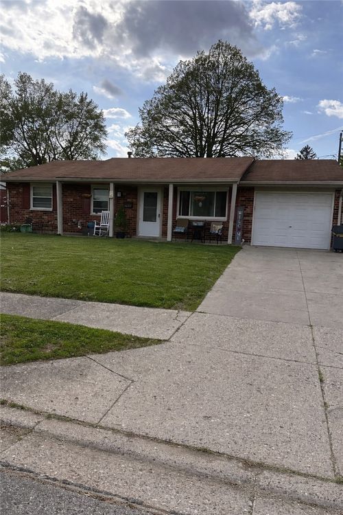 1632 Otoole Dr, Xenia, OH, 45385-4324 | Card Image