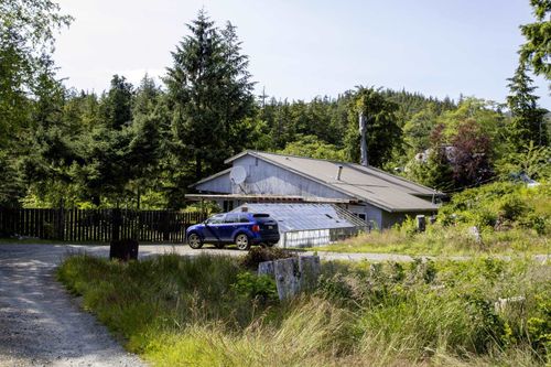 517 Canyon Road, Ketchikan, AK, 99901 | Card Image