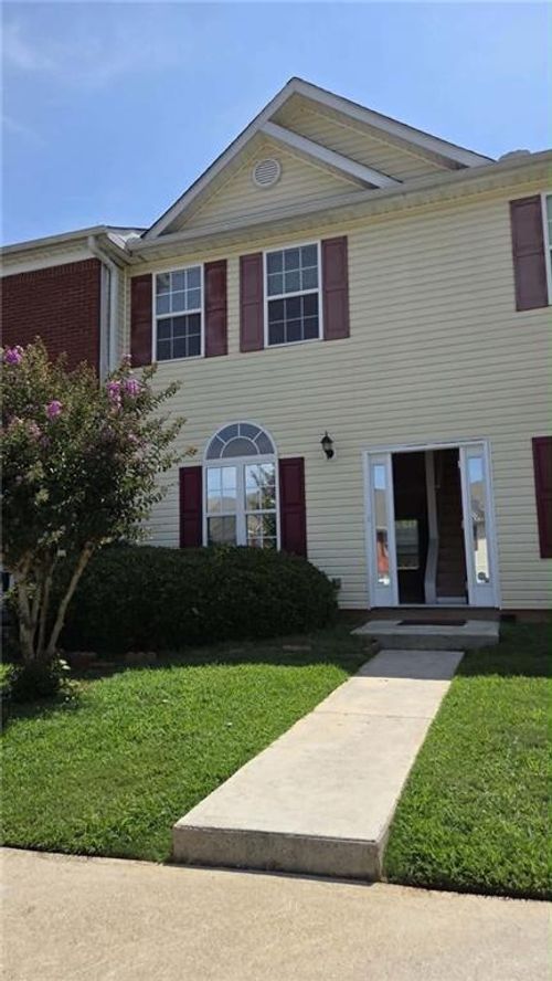 b2-4210 Oakwood Rd, Oakwood, GA, 30566-3376 | Card Image