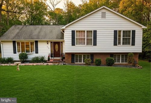 4040 Doncaster Dr, INDIAN HEAD, MD, 20640-3549 | Card Image