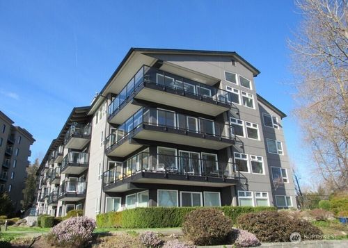 103-9201 Ne Juanita Dr, Kirkland, WA, 98034-6126 | Card Image