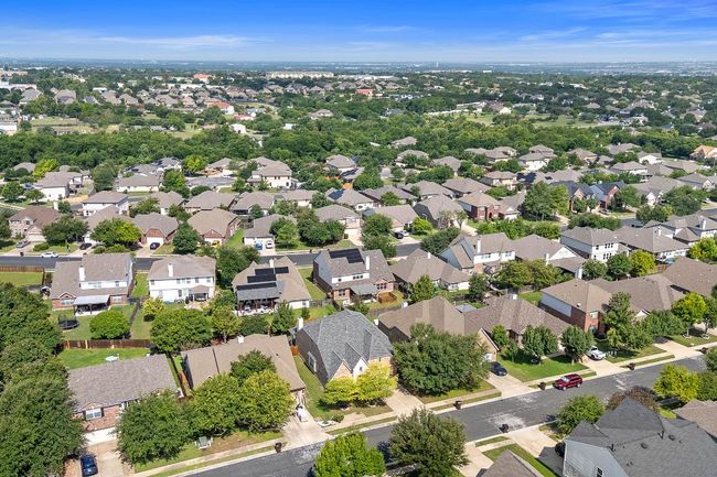 Aerial perspective of suburban area | Image 32