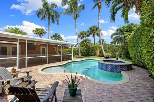 1233 12th Ave N, NAPLES, FL, 34102-5270 | Card Image