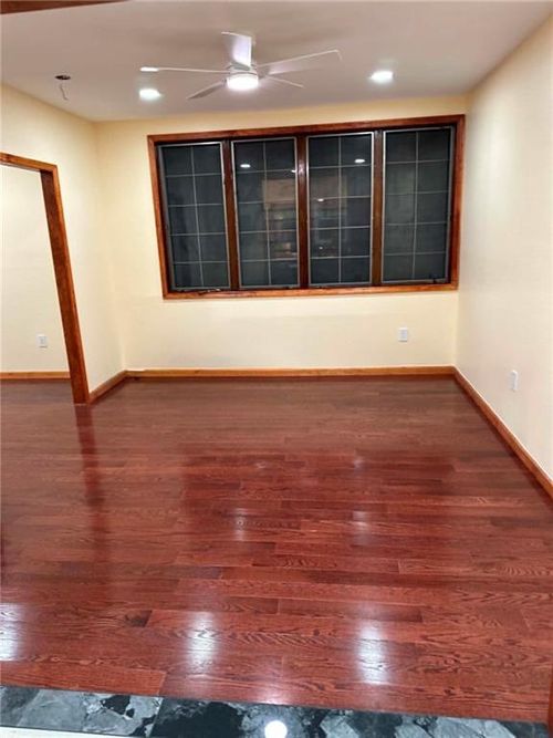 2-9015 Bayview Pl, Brooklyn, NY, 11236-3445 | Card Image